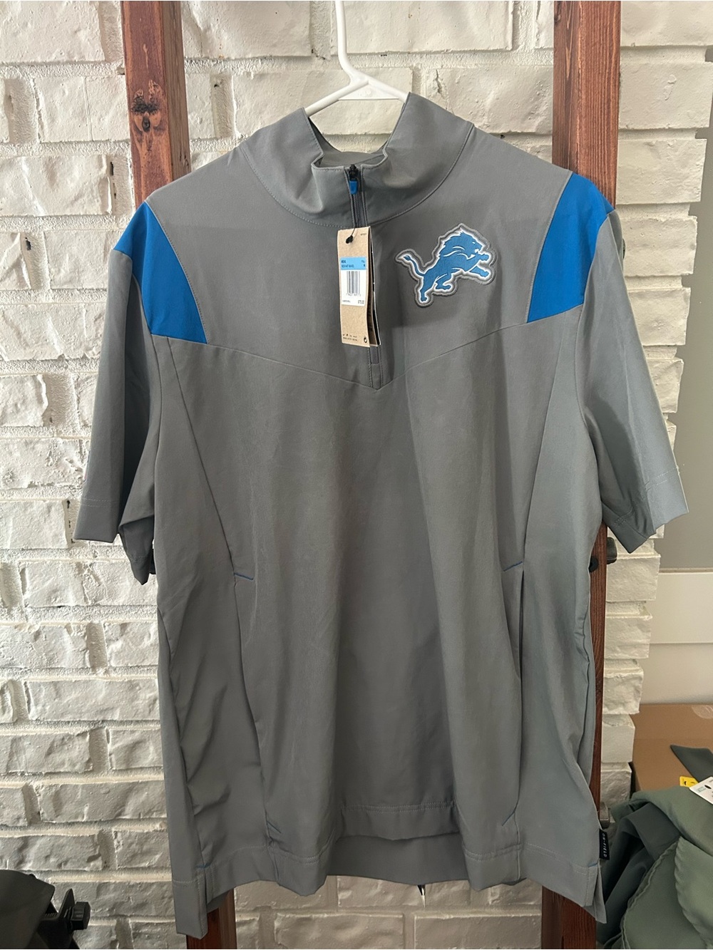 Nike Men's Detroit Lions Sideline Coaches Short Sleeve Grey Jacket size M
